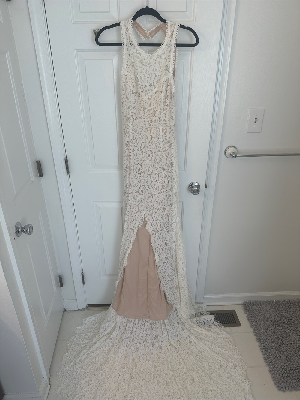 Lulu's Cream Lace Maxi Dress with Nude Lining